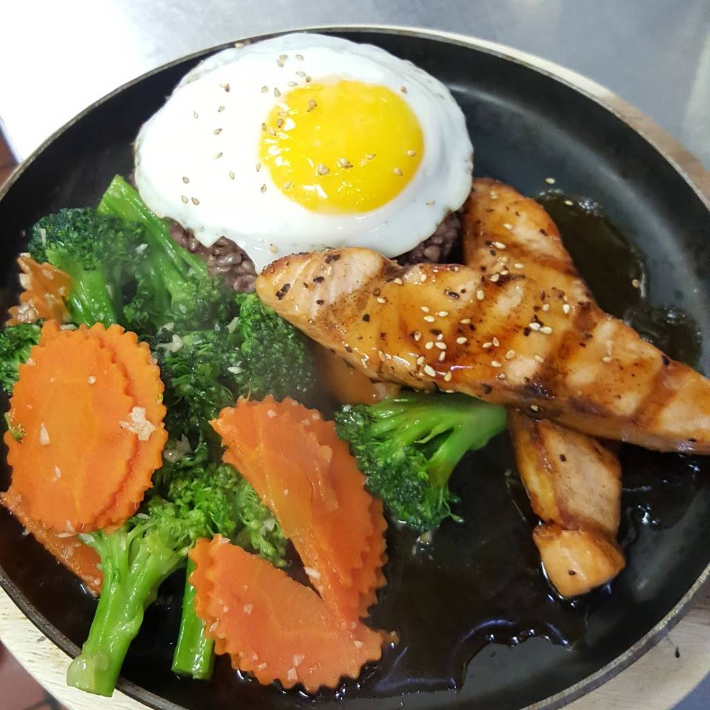 Gala Thai | restaurant | 11040 W Magnolia Blvd, North Hollywood, CA 91601, USA | 8182001714 OR +1 818-200-1714