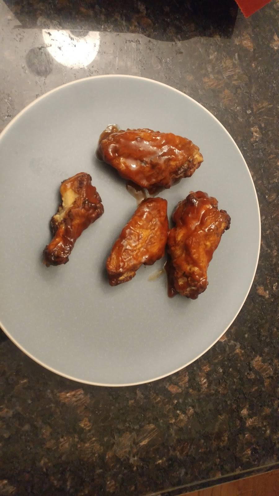 Papa Johns Pizza | restaurant | 13826 Braddock Rd, Centreville, VA 20121, USA | 7032667272 OR +1 703-266-7272