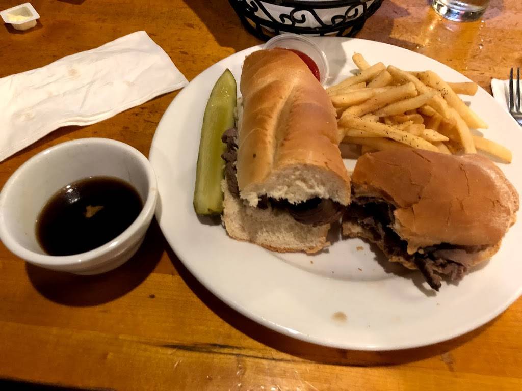 Charlie Gittos Downtown | restaurant | 207 N 6th St, St. Louis, MO 63101, USA | 3144362828 OR +1 314-436-2828