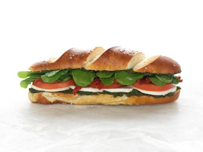 Hannahs Bretzel | meal takeaway | 233 N Michigan Ave, Chicago, IL 60601, USA | 3126211111 OR +1 312-621-1111