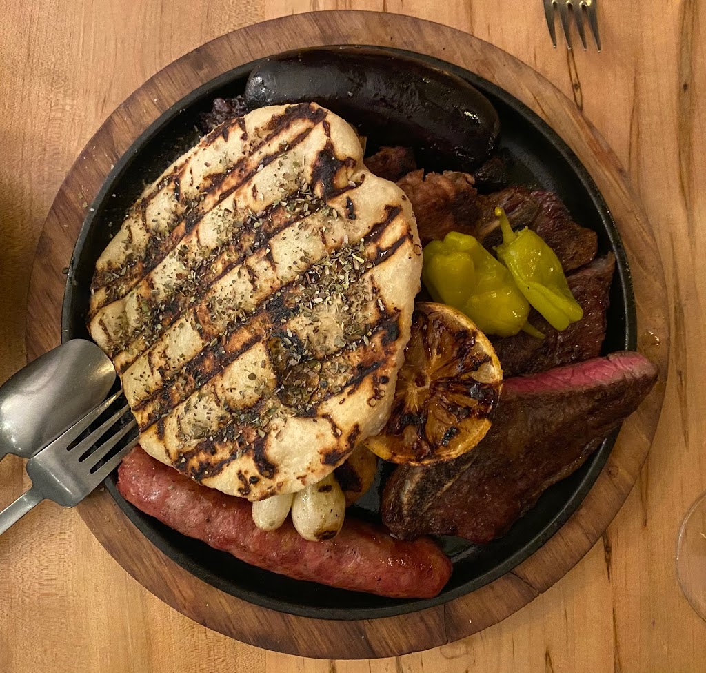 R40 | restaurant | 47-16 Vernon Blvd, Long Island City, NY 11101, USA | 7184409484 OR +1 718-440-9484