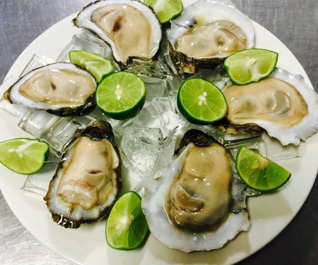 Mariscos La Gloria | restaurant | 14314 County Line Rd, Delano, CA 93215, USA | 6617255711 OR +1 661-725-5711