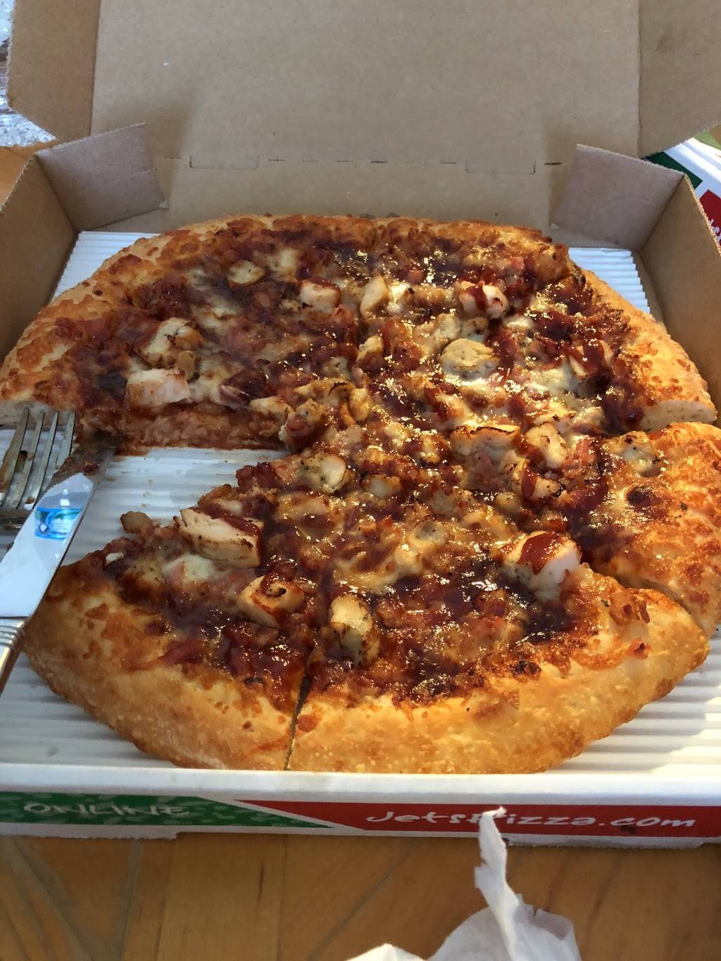 Jets Pizza | meal delivery | 37525 Harper Ave, Clinton Twp, MI 48036, USA | 5869541960 OR +1 586-954-1960