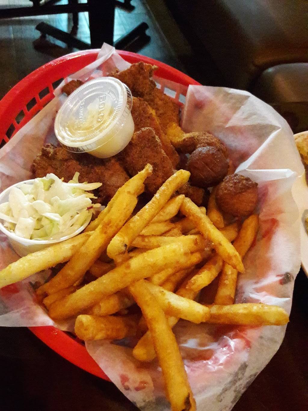 Hurricanes Seafood Grill | restaurant | 203 Sea Mountain Hwy, North Myrtle Beach, SC 29582, USA | 8434913575 OR +1 843-491-3575