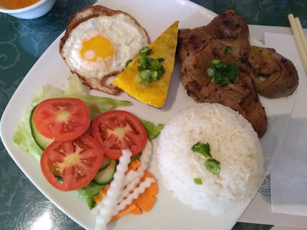 Phu-Yen Restaurant | restaurant | 700 March Rd, Kanata, ON K2K 2V9, Canada | 6135990006 OR +1 613-599-0006