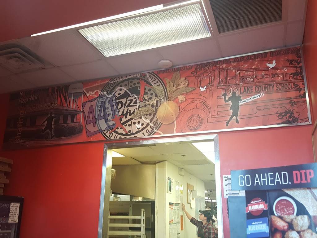 Pizza Hut | restaurant | 18930 US-441, Mt Dora, FL 32757, USA | 3527354200 OR +1 352-735-4200