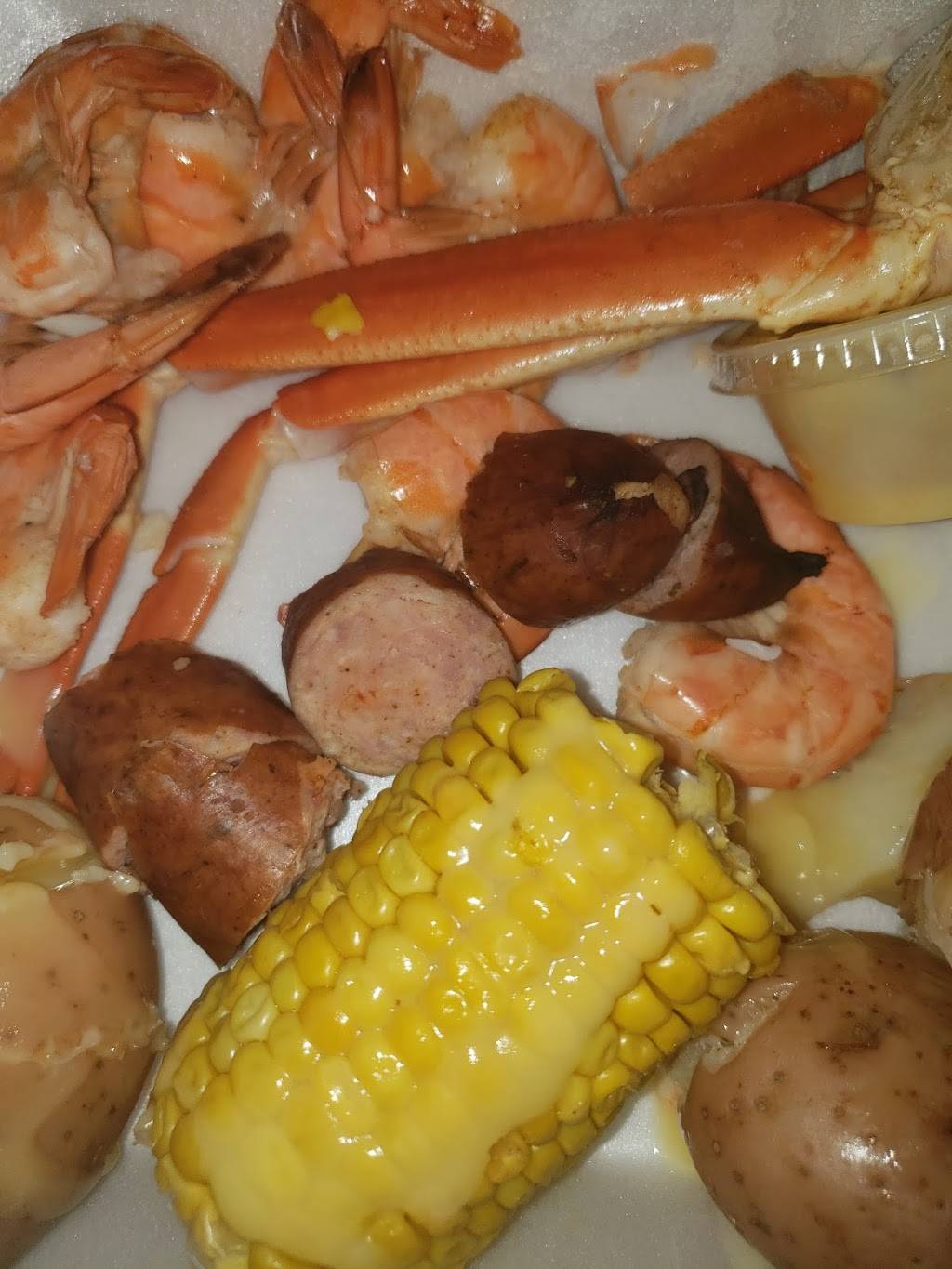 The Crawfish King | restaurant | 1055 U.S. 49 Frontage Rd Suite E, Richland, MS 39218, USA | 7692510723 OR +1 769-251-0723