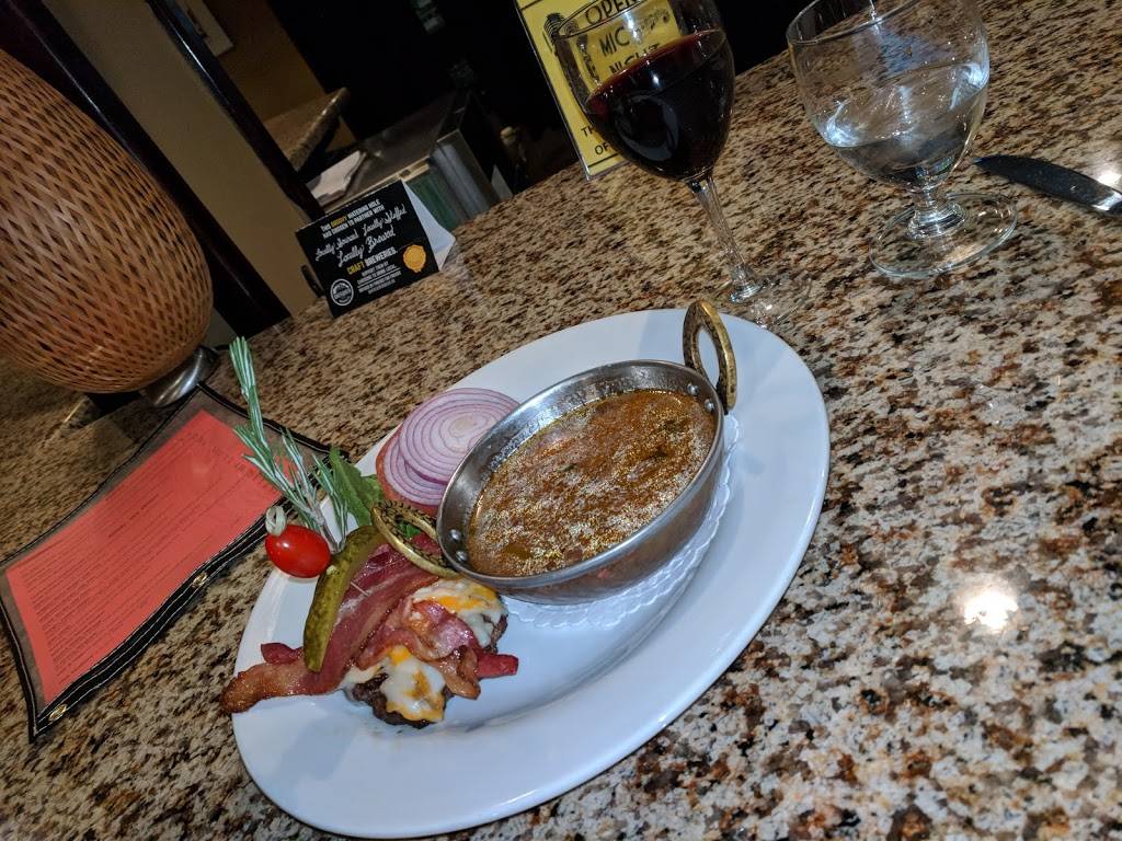 Four Continents | restaurant | 760 Gibbons Rd, Renfrew, ON K7V 0B7, Canada | 6134328109 OR +1 613-432-8109