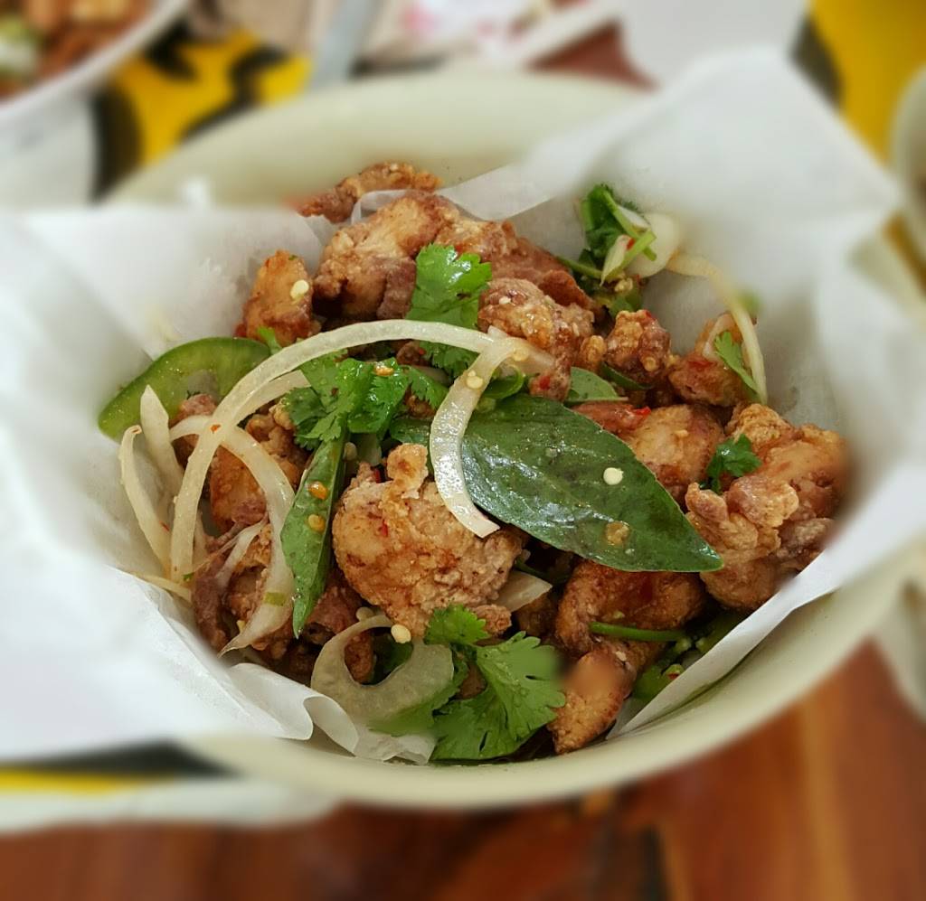 East Side King | restaurant | 2310 S Lamar Blvd #101, Austin, TX 78704, USA | 5123838382 OR +1 512-383-8382