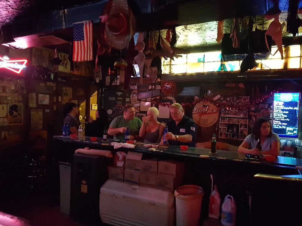 Bimini Bay Bar | restaurant | 412 SE 32nd St, Fort Lauderdale, FL 33316, USA | 9547680960 OR +1 954-768-0960