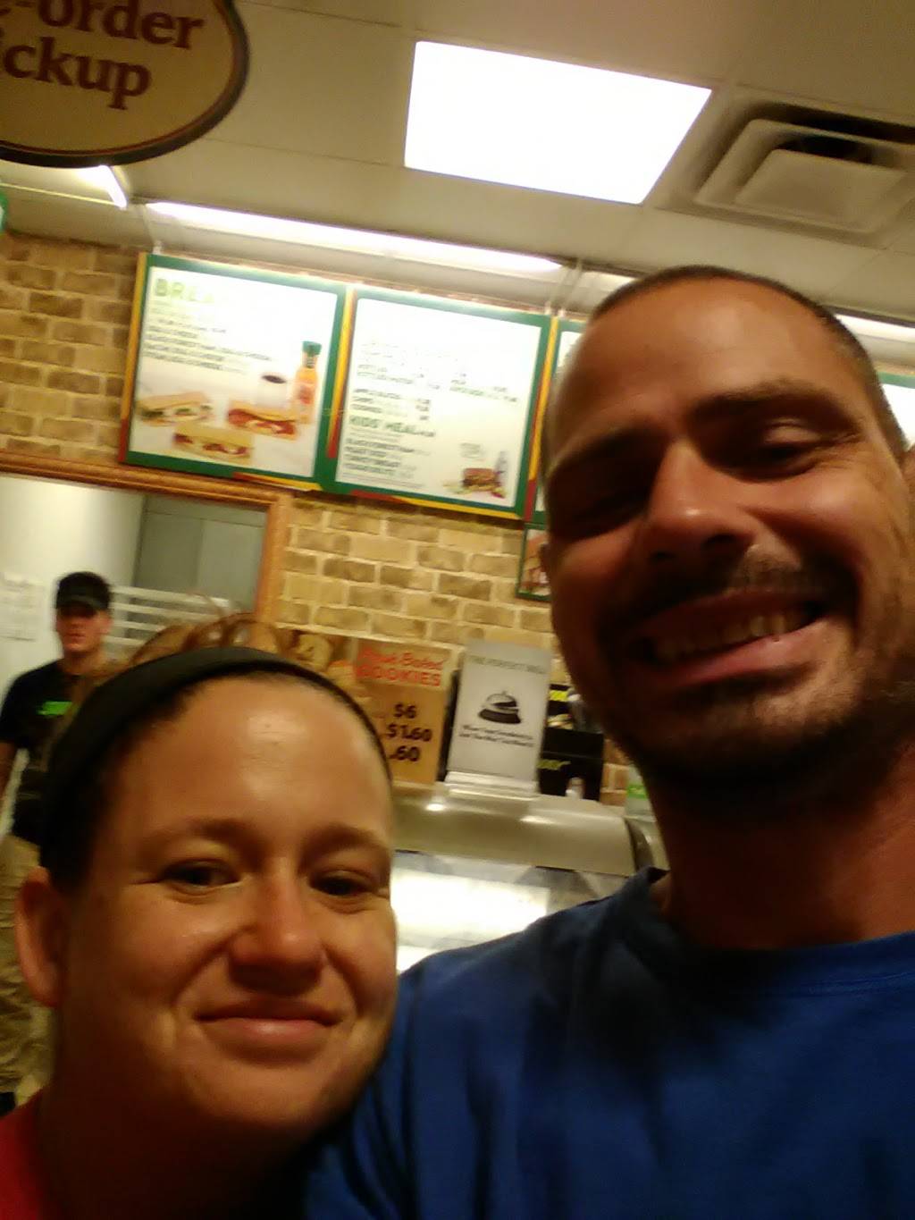 Subway | restaurant | 405 S 8th St, Rogers, AR 72756, USA | 4796338834 OR +1 479-633-8834