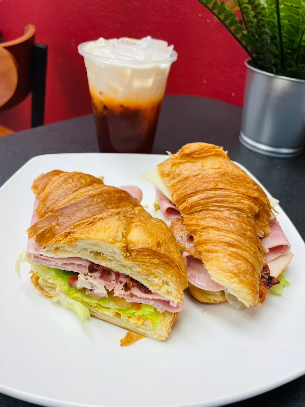 The Fusion Cafe | cafe | 1811 N 24th St H, Phoenix, AZ 85008, USA | 6232057218 OR +1 623-205-7218