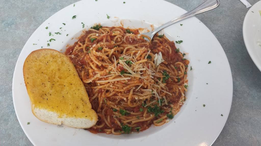 Alpha Omega Grill & Pizzeria | restaurant | 11524 N Tryon St, Charlotte, NC 28262, USA | 7045949222 OR +1 704-594-9222