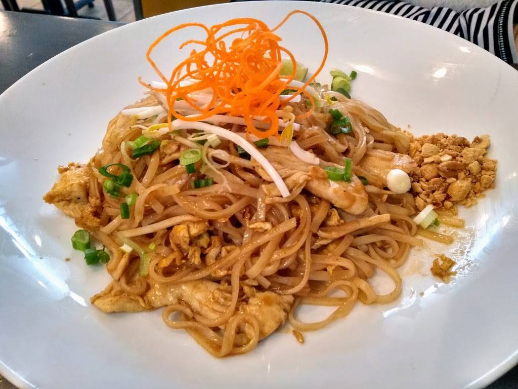 Lotus Leaf Restaurant | restaurant | 7922 Mitchell Rd, Eden Prairie, MN 55344, USA | 9529343030 OR +1 952-934-3030