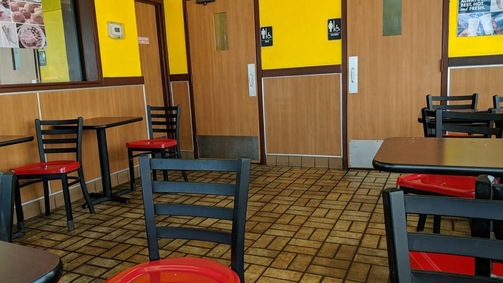 Churchs Chicken | restaurant | 13200 NW 27th Ave, Opa-locka, FL 33054, USA | 3056816412 OR +1 305-681-6412