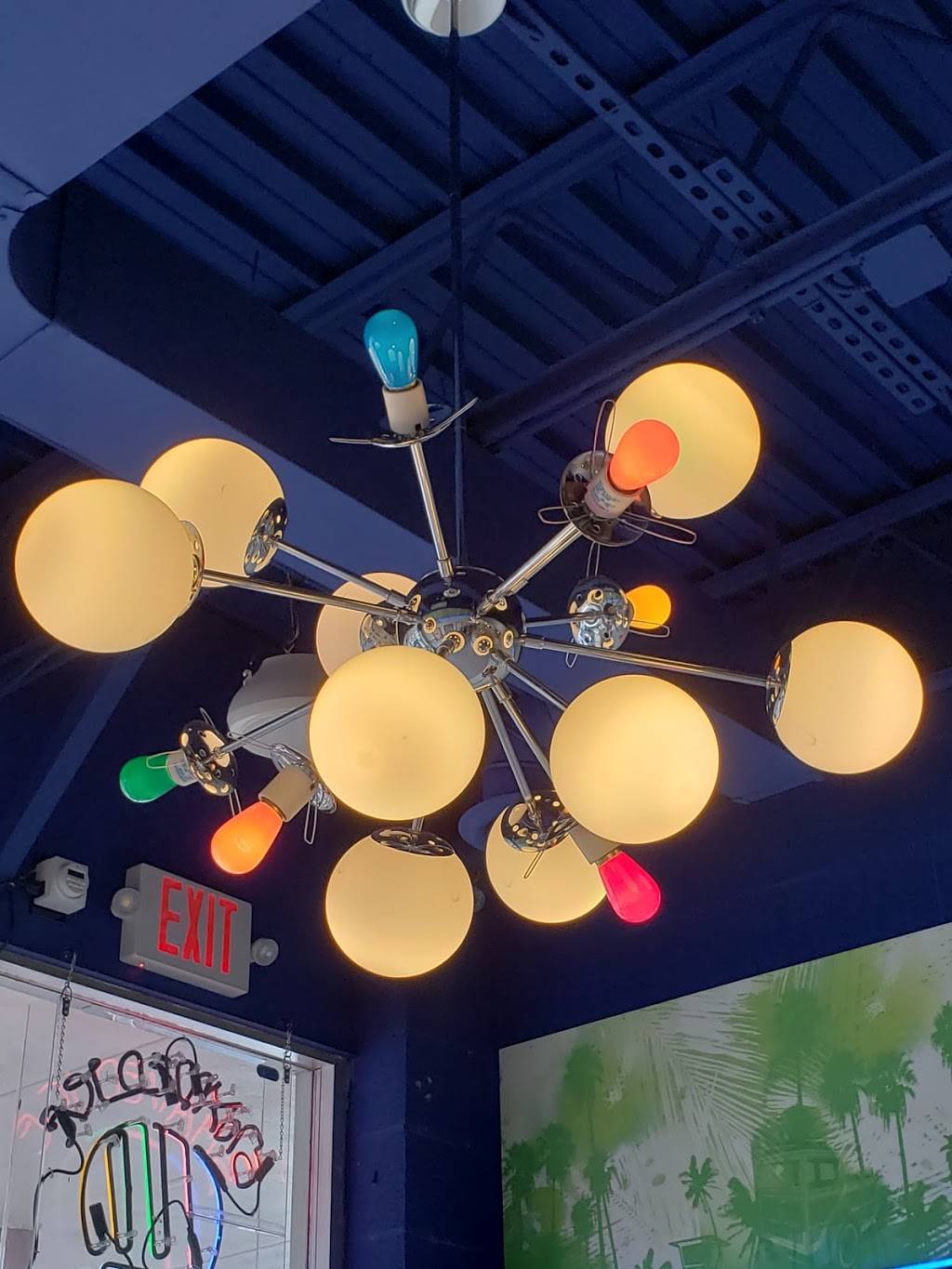 Tropical Sno Kansas City | meal takeaway | 222 W 85th St, Kansas City, MO 64114, USA | 8167592726 OR +1 816-759-2726