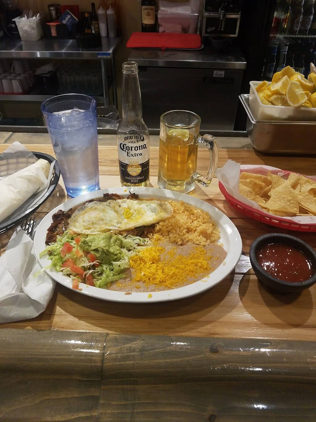 El Tepehuan Mexican Restaurant | restaurant | 3495 S Broadway, Englewood, CO 80113, USA | 3037810243 OR +1 303-781-0243