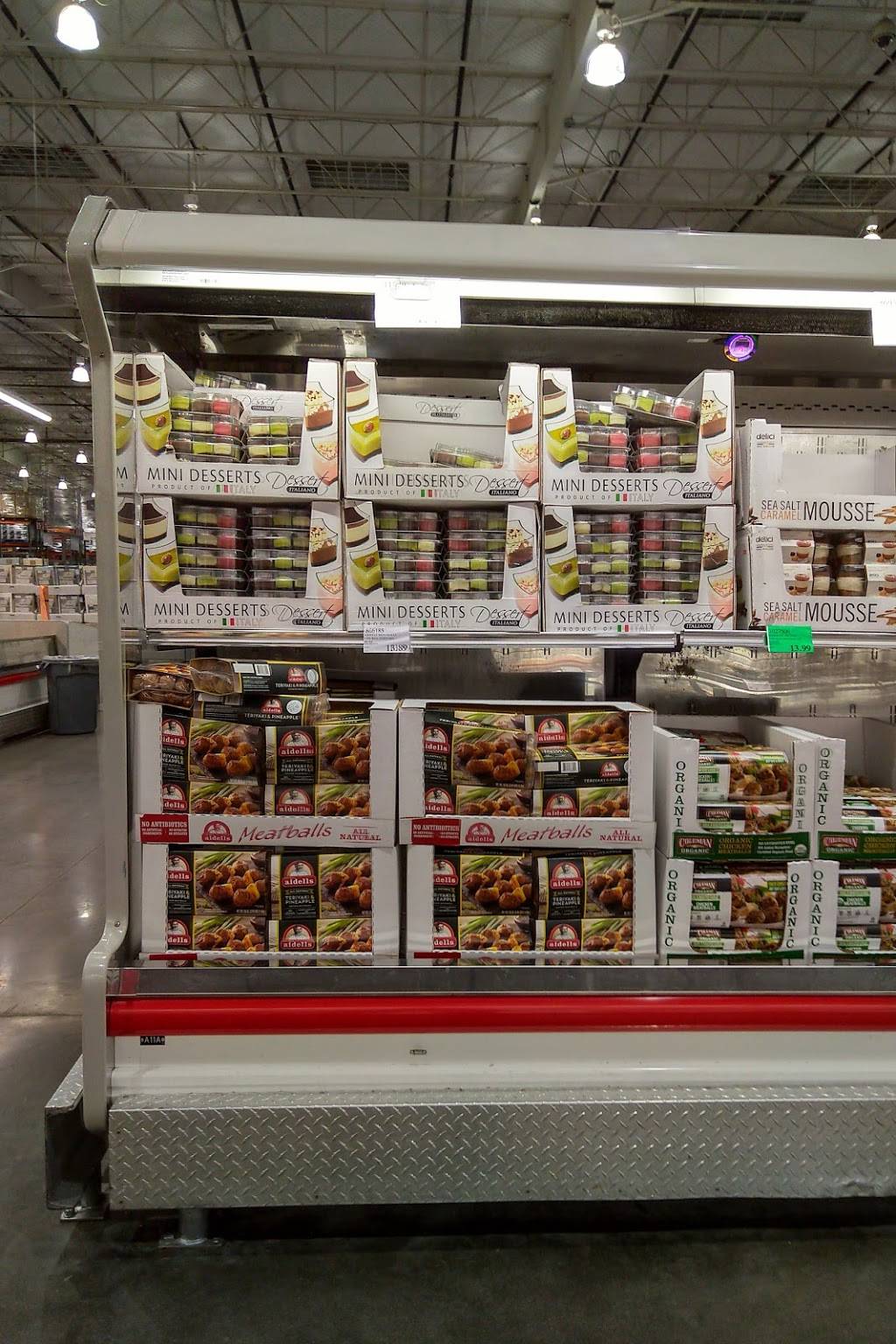 Costco Food Court | meal takeaway | 851 State Highway 121 Byp, Lewisville, TX 75067, USA | 4699481030 OR +1 469-948-1030