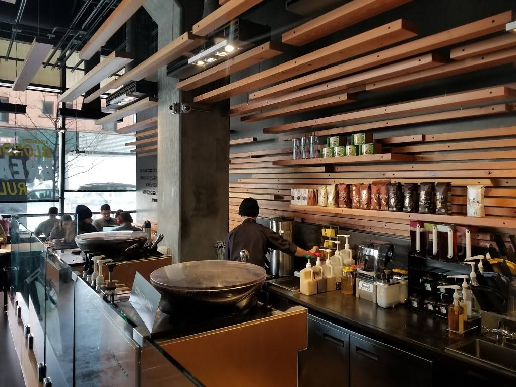 Starbucks | cafe | 3358 N Broadway, Chicago, IL 60657, USA | 7735280343 OR +1 773-528-0343