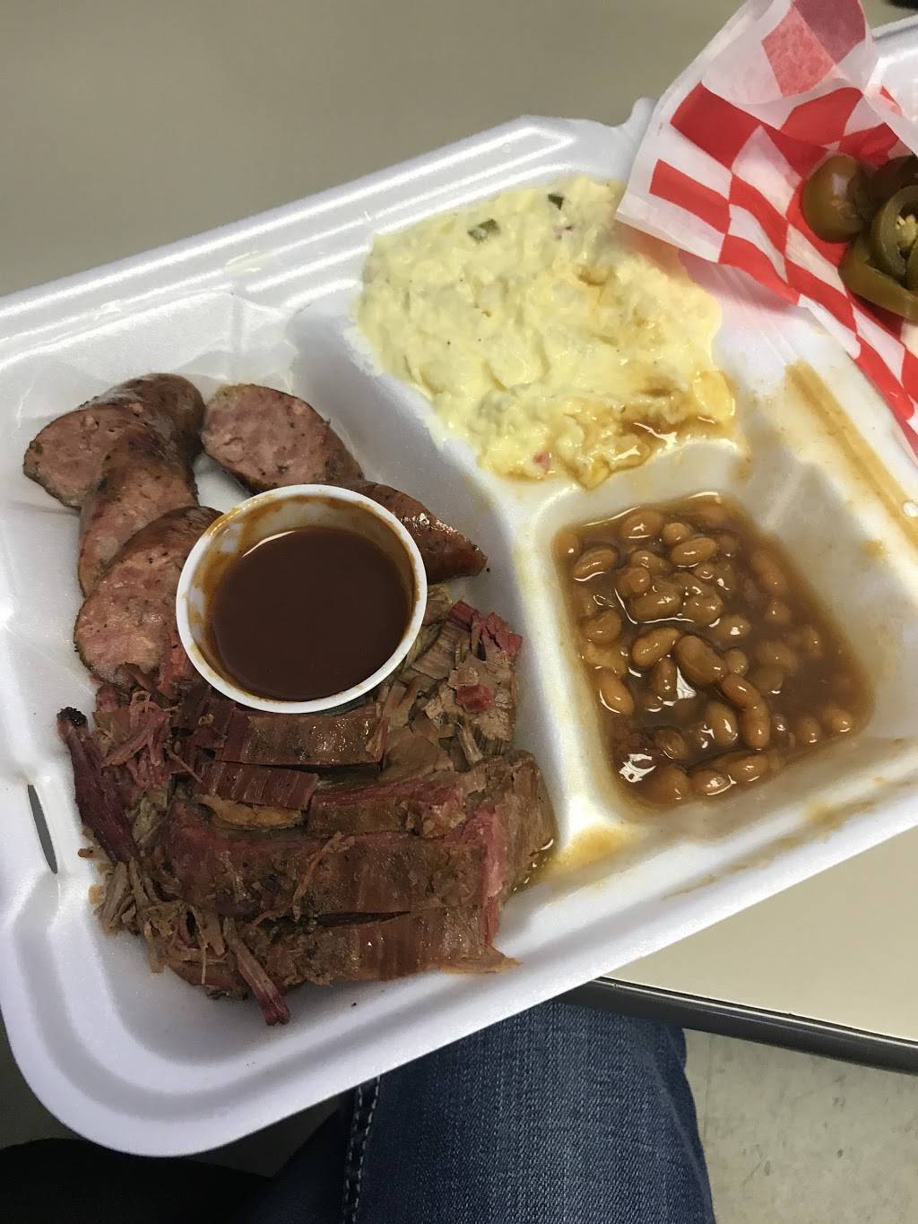 Legends BBQ & Grill | restaurant | 8222 hwy 146 North, Baytown, TX 77523, USA | 2815739000 OR +1 281-573-9000