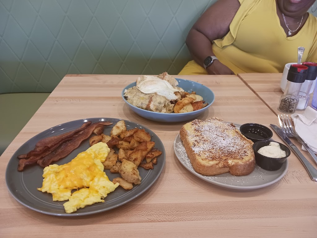 Tipsy Egg | restaurant | 1 E Boston St, Chandler, AZ 85225, USA | 4808019700 OR +1 480-801-9700