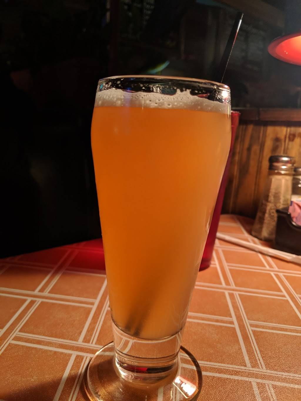 The Lucky Moose Lounge | restaurant | 622 E Dupont Rd, Fort Wayne, IN 46825, USA | 2604905765 OR +1 260-490-5765