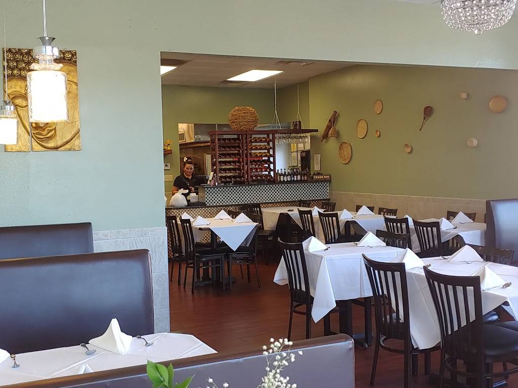Thai Kitchen | restaurant | 19321 E US Hwy 40 A, Independence, MO 64055, USA | 8168595203 OR +1 816-859-5203