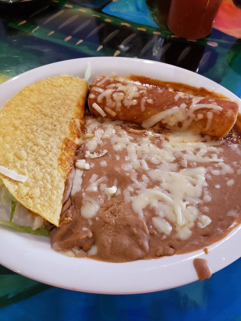 Sombreros Mexican Grill | restaurant | 3180 US-64, Crump, TN 38327, USA | 7316320299 OR +1 731-632-0299