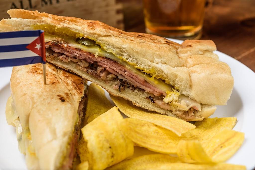 Embargo 62 | restaurant | 301 Cherokee Blvd, Chattanooga, TN 37405, USA | 4235514786 OR +1 423-551-4786