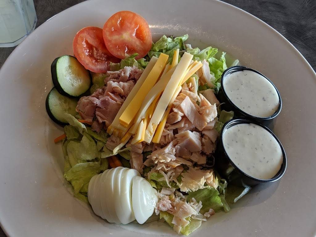 Chubbys | restaurant | 5751 Byron Center Ave SW, Wyoming, MI 49519, USA | 6165345161 OR +1 616-534-5161