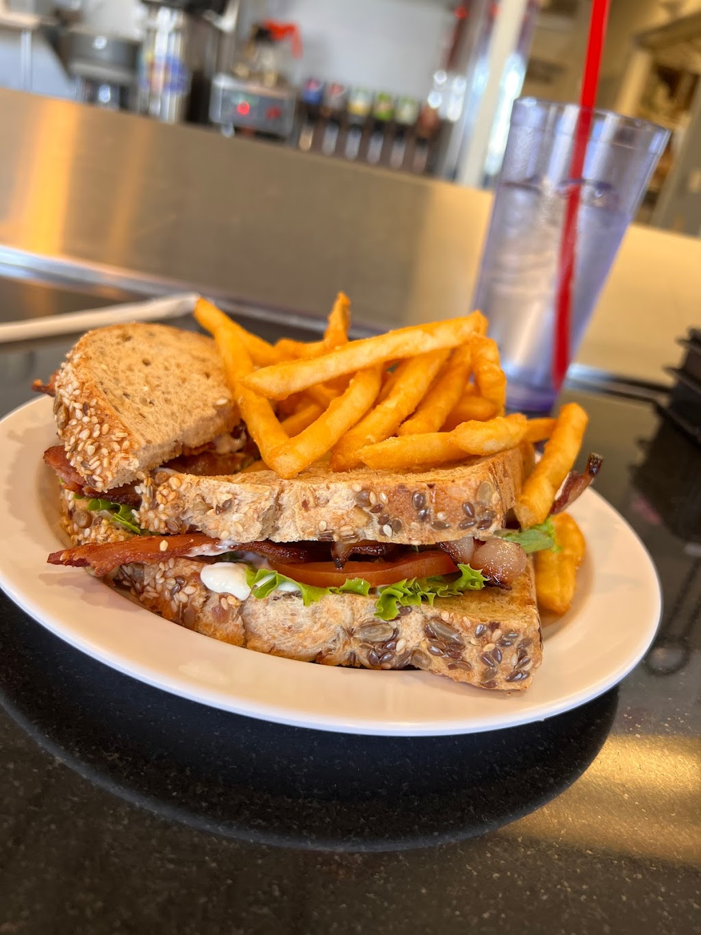 Pennys Diner | restaurant | 775 W Center St, Milford, UT 84751, USA | 9706381000 OR +1 970-638-1000