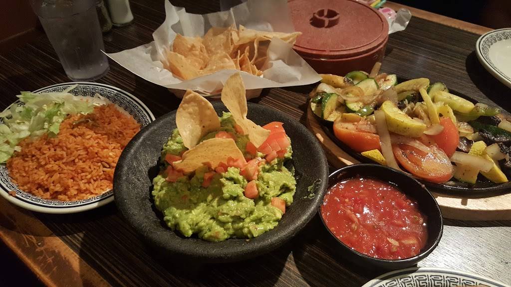 Rodrigos Mexican Grill | restaurant | 39562 Winchester Rd, Temecula, CA 92591, USA | 9515064191 OR +1 951-506-4191