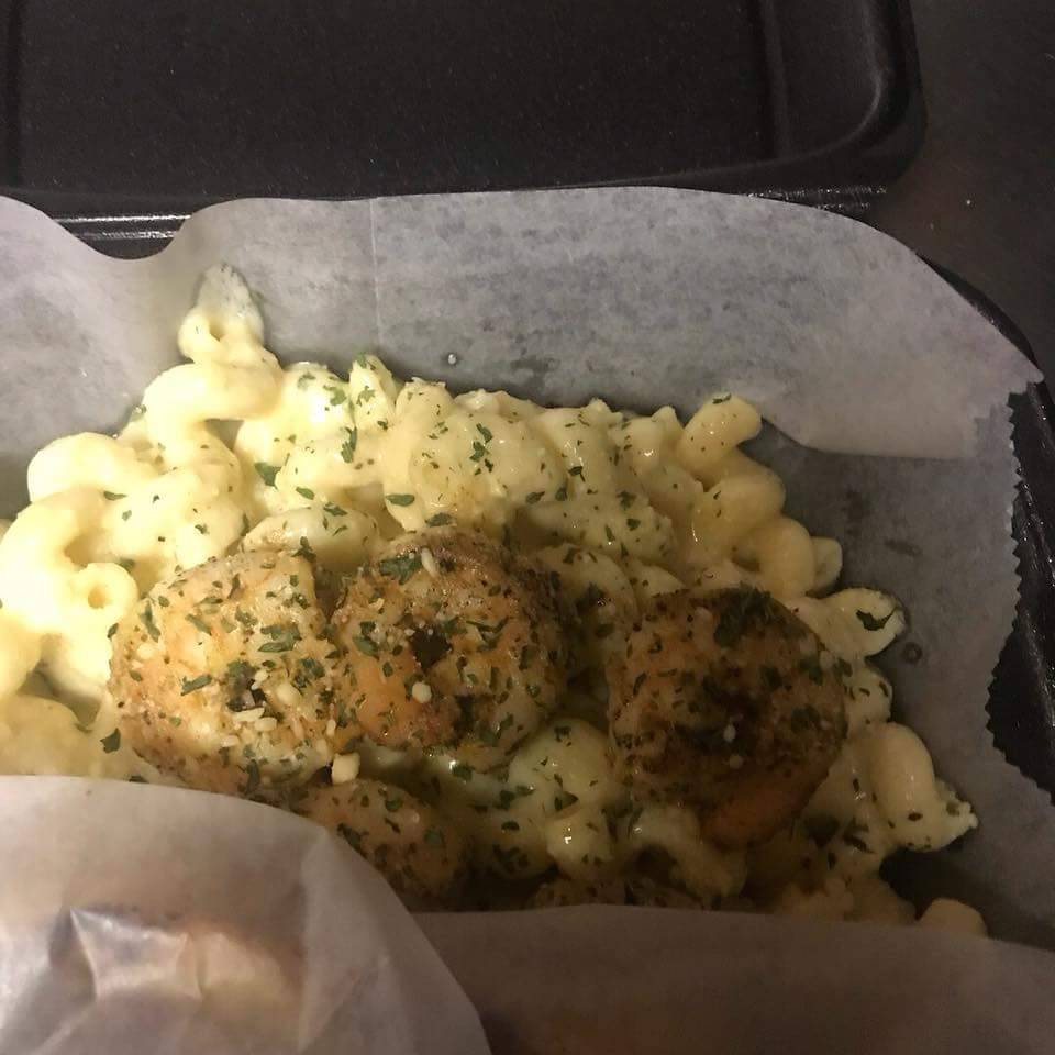 Politics Kitchen & Lounge | restaurant | 5120 Warrensville Center Rd, Maple Heights, OH 44137, USA | 2165107988 OR +1 216-510-7988