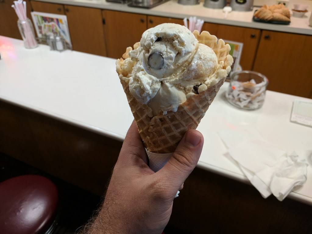 Alexanders On the Square | restaurant | 864 Logan St, Noblesville, IN 46060, USA | 3177739177 OR +1 317-773-9177