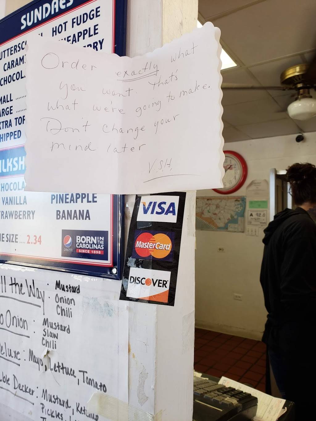 Dairy Freeze Restaurant | restaurant | 1268 N Main St, Lillington, NC 27546, USA | 9108934128 OR +1 910-893-4128