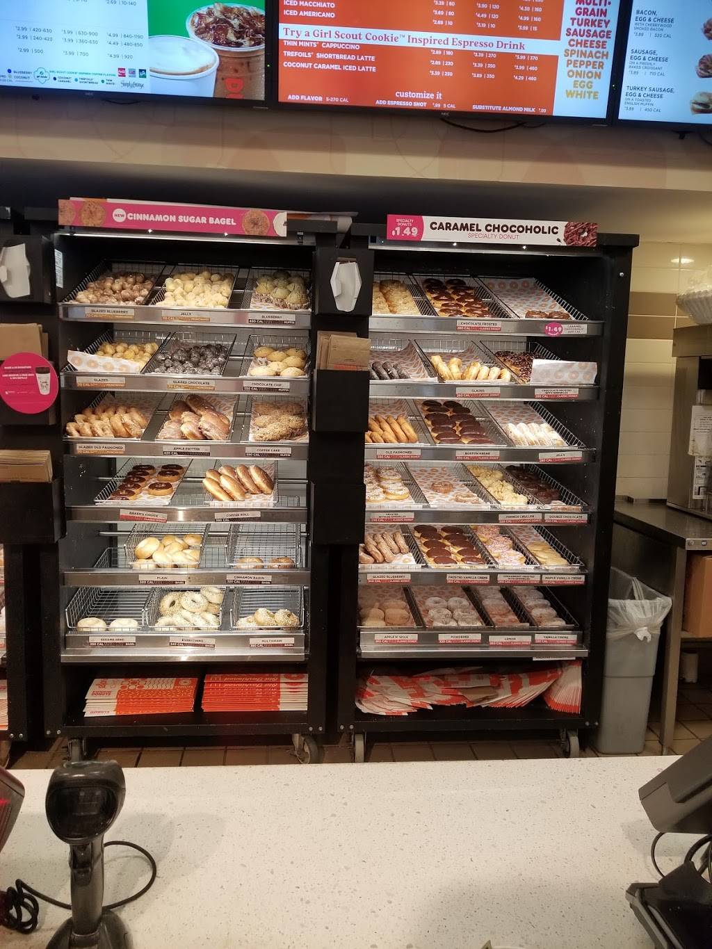 Dunkin | bakery | 2801 Bishop Rd, Willoughby Hills, OH 44092, USA | 4405691580 OR +1 440-569-1580