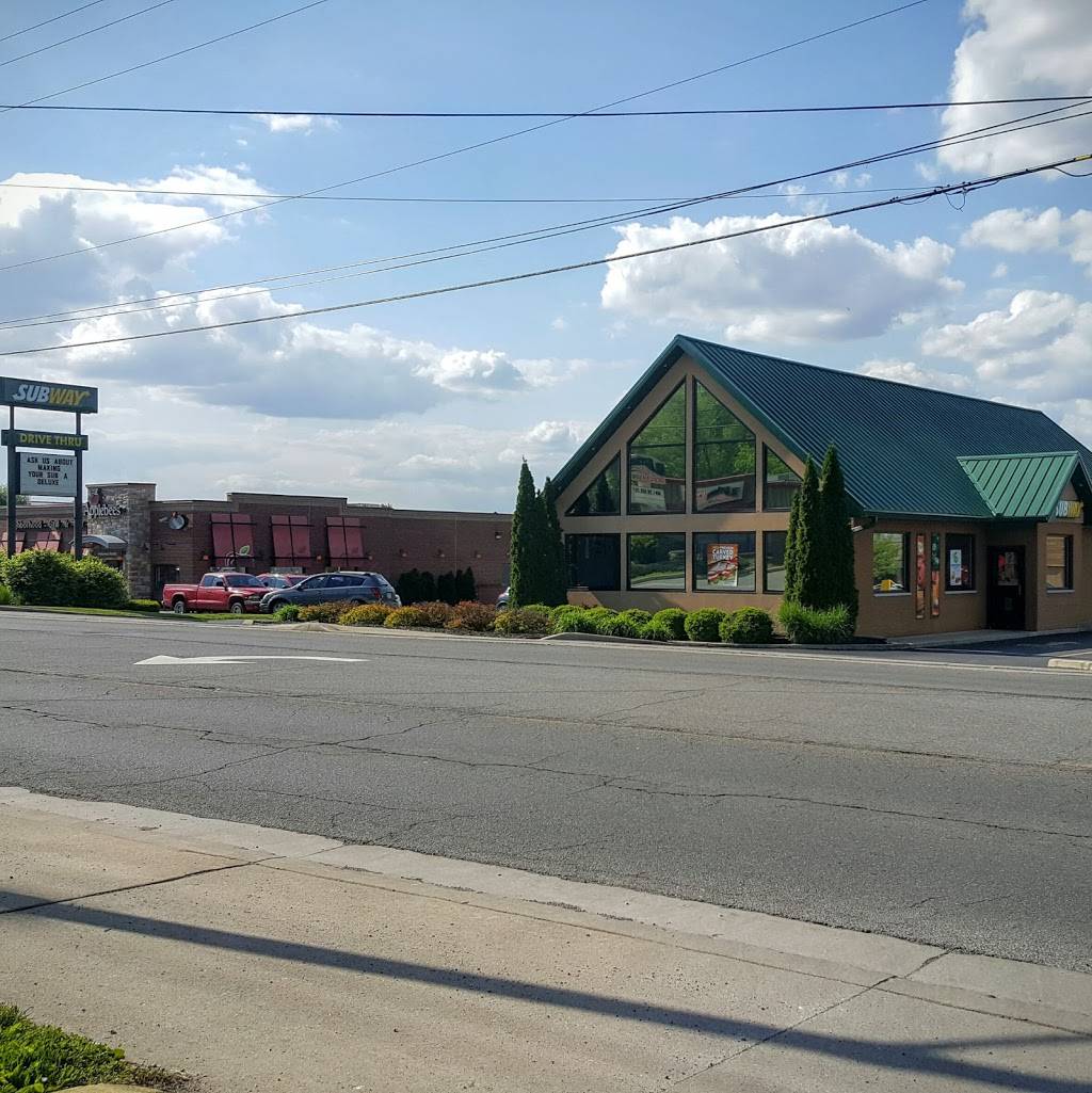 Subway Restaurants | restaurant | 3424 E Market St, Logansport, IN 46947, USA | 5747352929 OR +1 574-735-2929