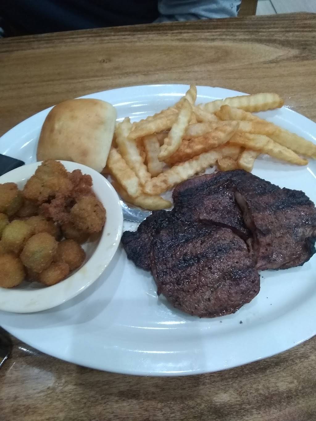 Beehive Cafe | restaurant | 224 N Washington St, Clinton, KY 42031, USA | 2702543075 OR +1 270-254-3075