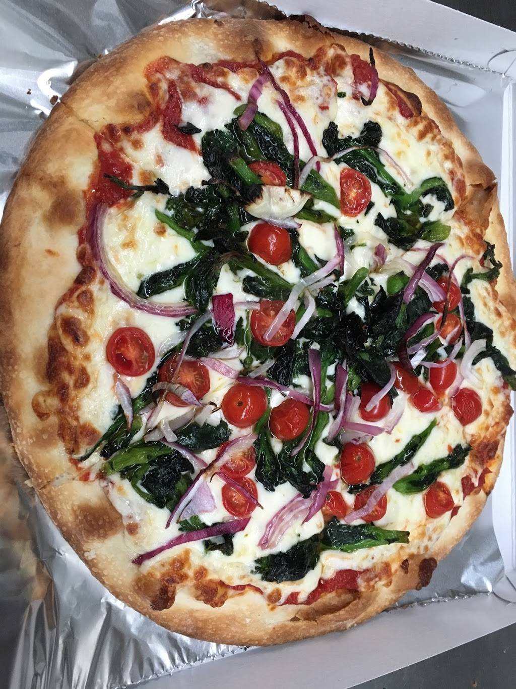 Resto Pointe-aux-Trembles | restaurant | 14775 Rue Notre-Dame Est, Pointe-aux-Trembles, QC H1A 1W3, Canada | 5146421340 OR +1 514-642-1340