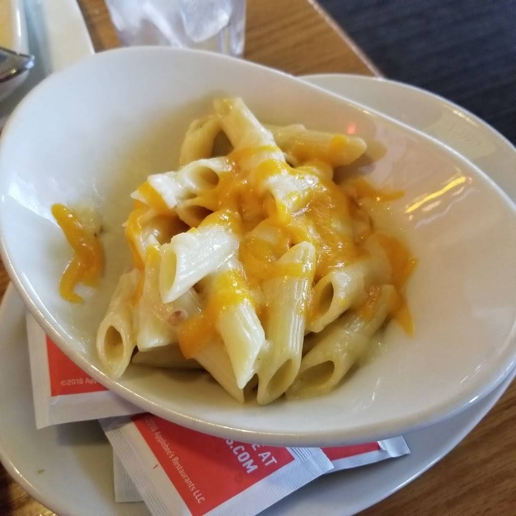 Applebees Grill + Bar | restaurant | 531 Emily Dr, Clarksburg, WV 26301, USA | 3046232092 OR +1 304-623-2092