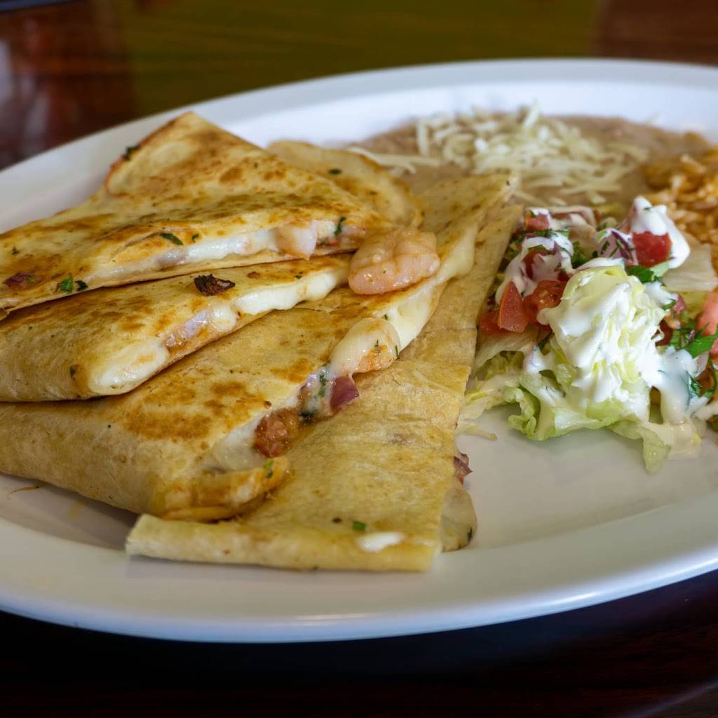 Mar y Tierra Tacos Fish | restaurant | 16026 Pioneer Blvd, Norwalk, CA 90650, USA | 5624551772 OR +1 562-455-1772