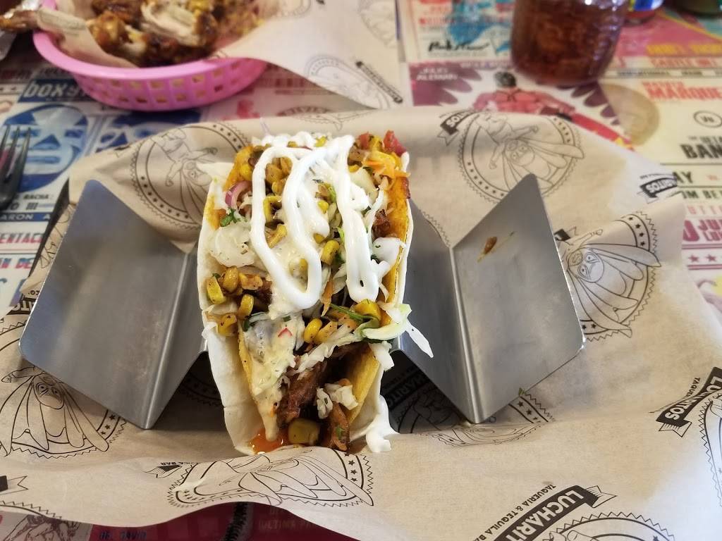 Little Lucharitos | restaurant | 487 Main Rd, Riverhead, NY 11901, USA | 6317793681 OR +1 631-779-3681