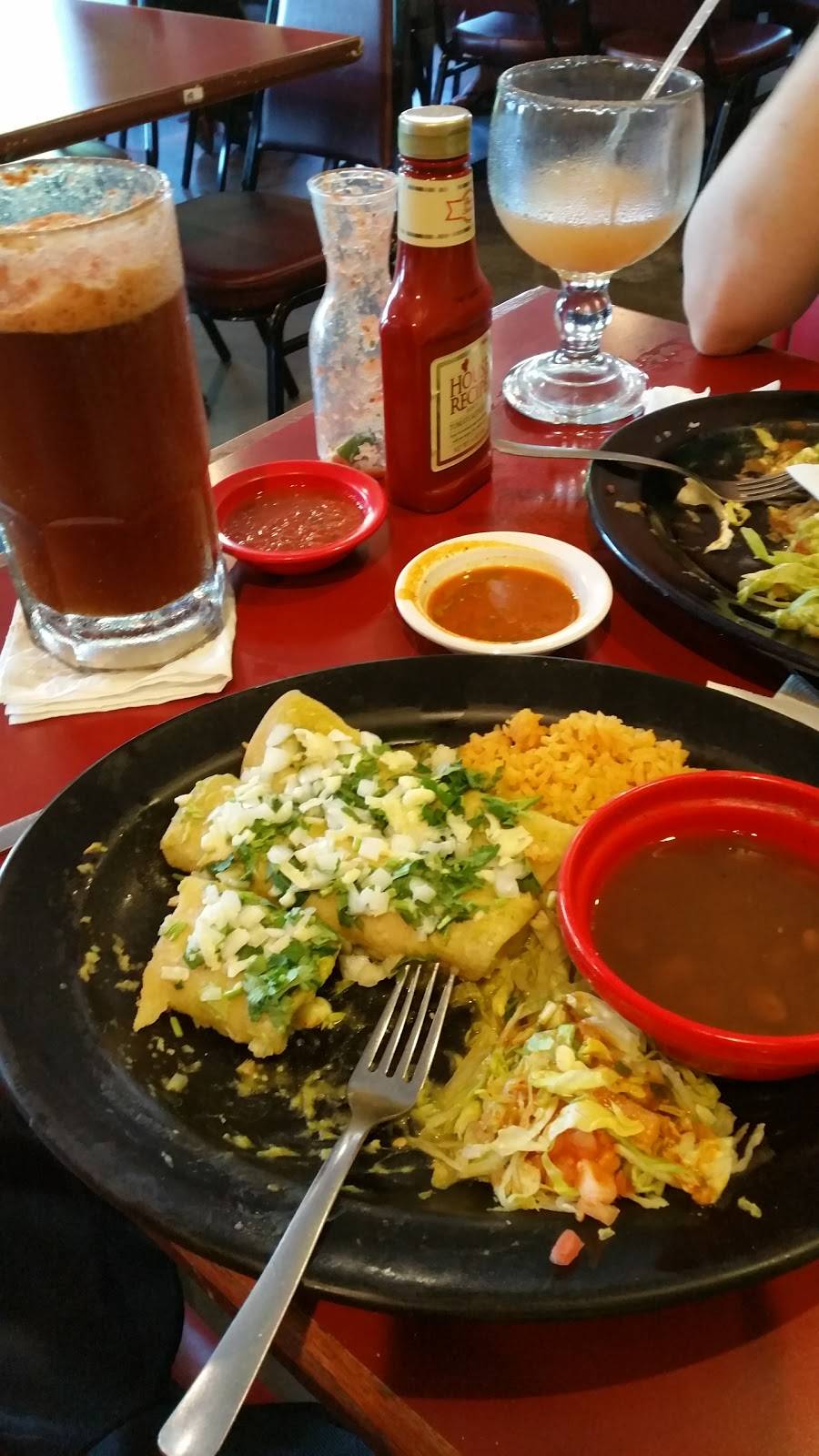 Moocho Mexican Restaurant & Cantina | restaurant | 1704 S Broadway, Oak Grove, MO 64075, USA | 8166907778 OR +1 816-690-7778