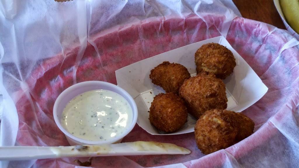 J. Michaels Philly Deli | meal takeaway | 609 Piner Rd, Wilmington, NC 28409, USA | 9103325555 OR +1 910-332-5555