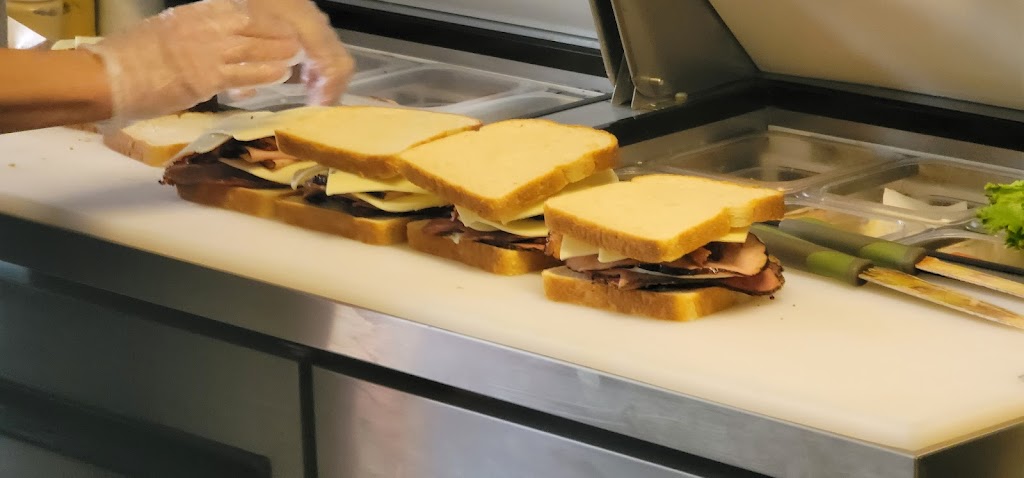 Gageby Store | restaurant | 9099 US-83, Canadian, TX 79014, USA | 8063233216 OR +1 806-323-3216