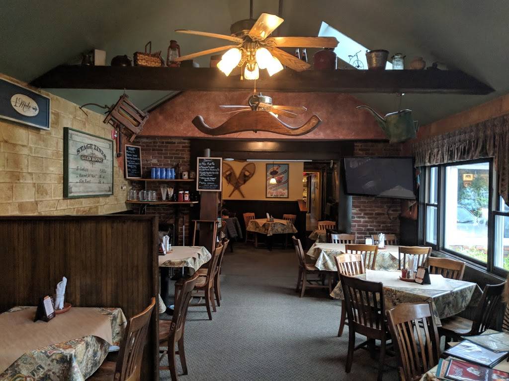 Delaneys Hole In the Wall | restaurant | 2966 White Mountain Hwy, North Conway, NH 03860, USA | 6033567776 OR +1 603-356-7776