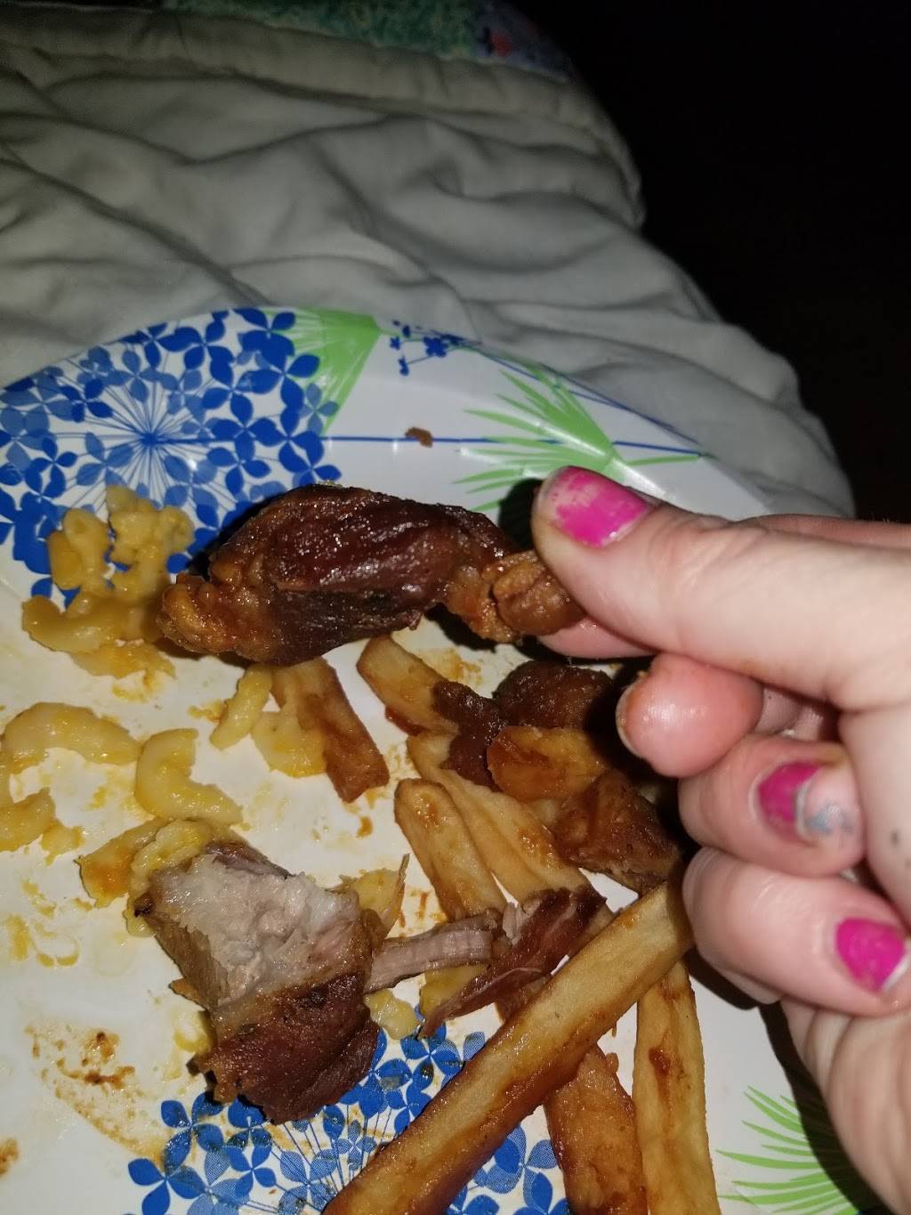 B & M Barbeque | restaurant | 12626 Bellaire Rd, Cleveland, OH 44135, USA | 2169417427 OR +1 216-941-7427