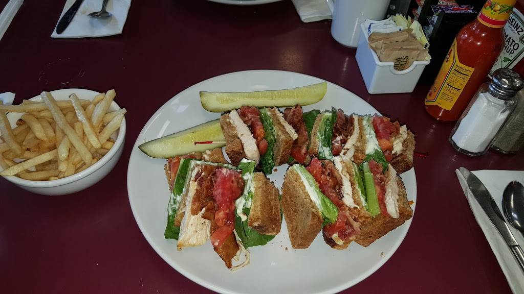 Coral Bagels | restaurant | 2750 SW 26th Ave, Miami, FL 33133, USA | 3058540336 OR +1 305-854-0336