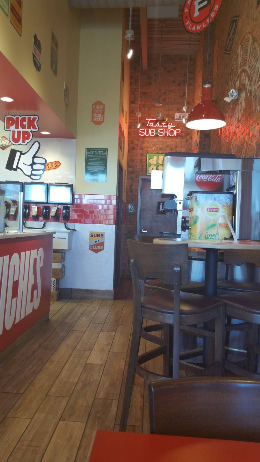 Jimmy Johns | meal delivery | 3100 Forest Ln Ste. 200, Dallas, TX 75234, USA | 9724061000 OR +1 972-406-1000