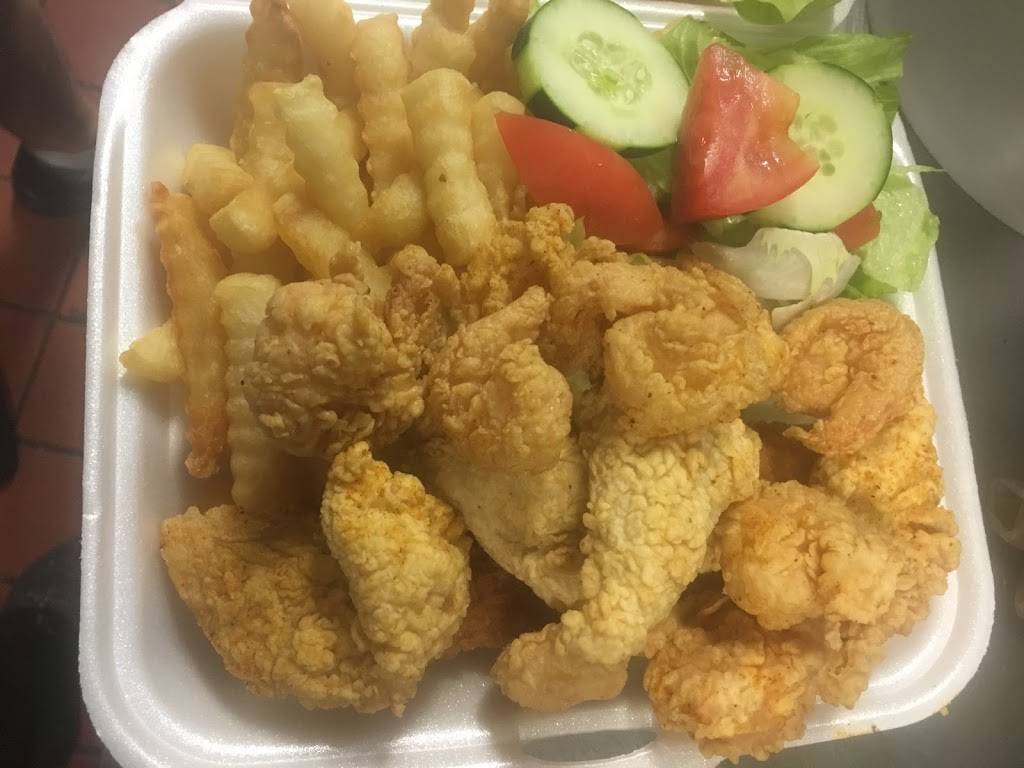 Hardee | restaurant | 126 Hull St, Brooklyn, NY 11233, USA | 7184856868 OR +1 718-485-6868